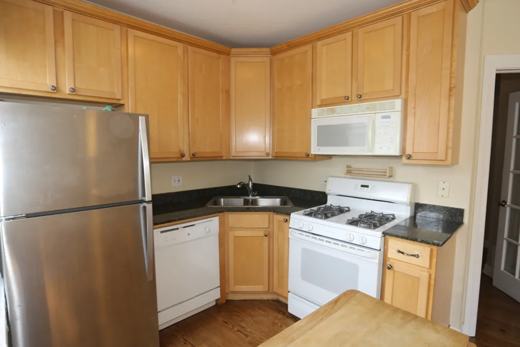 634 W ROSCOE ST 60657-unit#1S-Chicago-IL