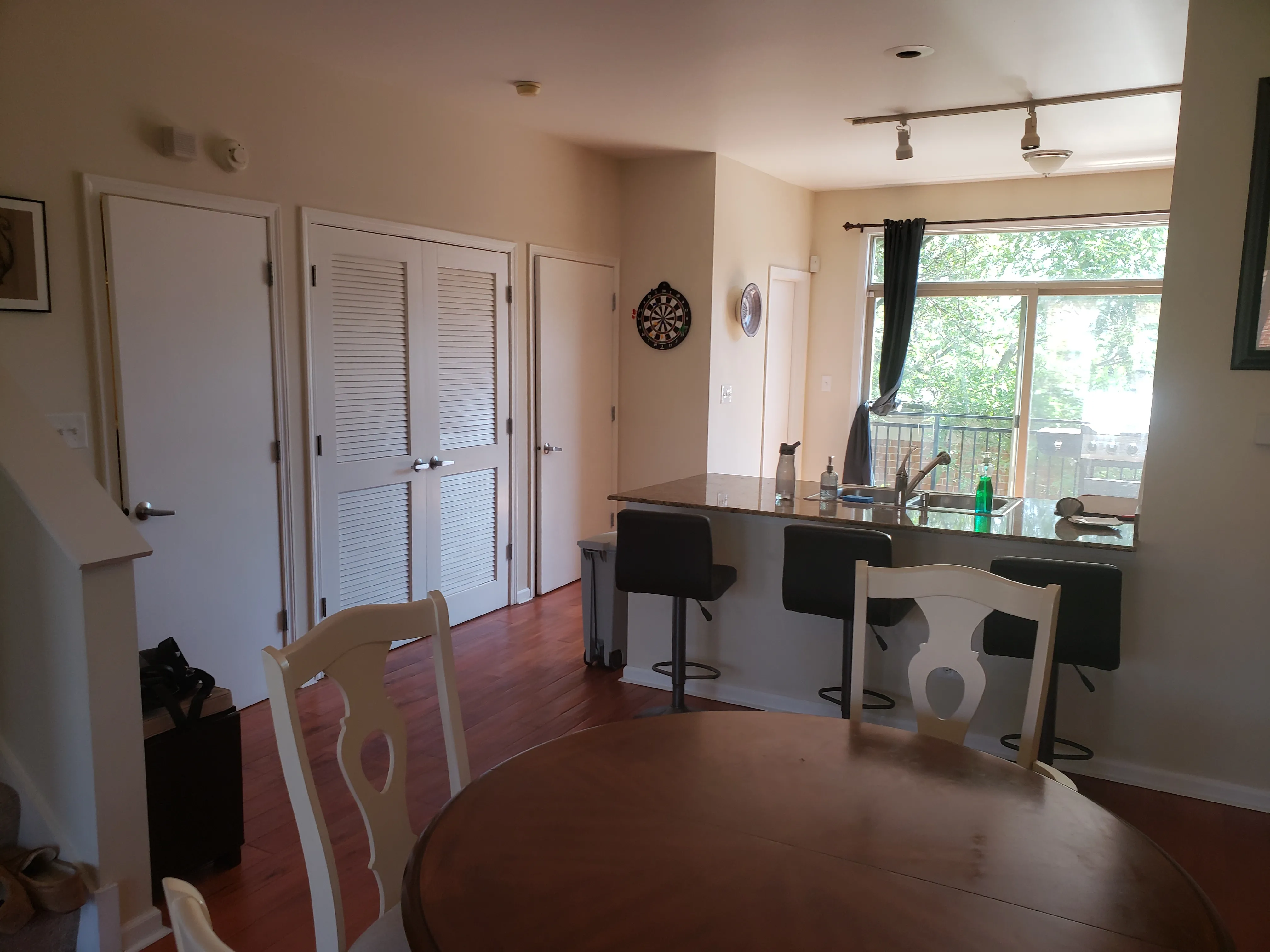 717 W EVERGREEN AVE 60610-unit#B-Chicago-IL