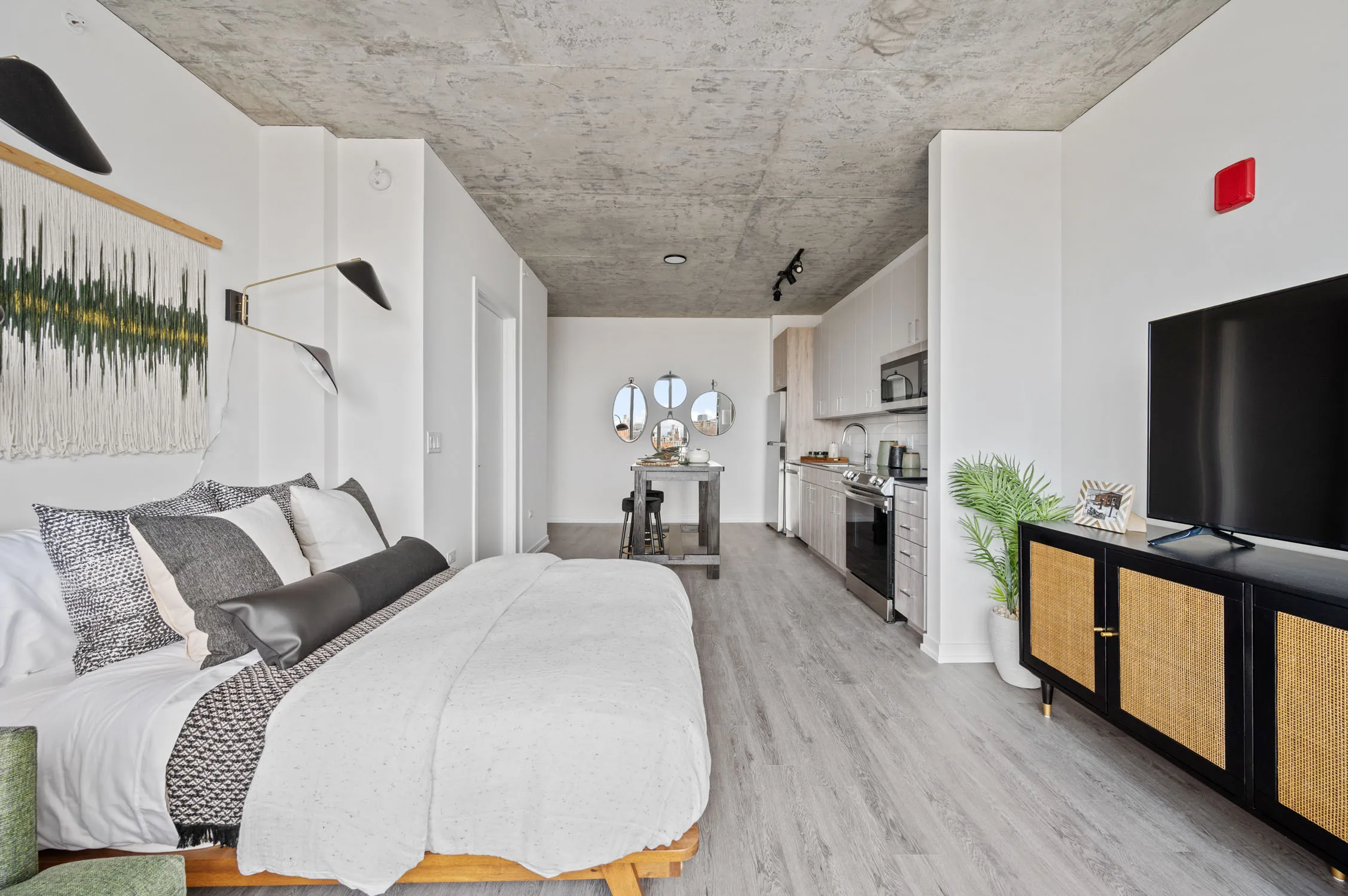 808 N CLEVELAND AVE 60610-unit#1007-Chicago-IL