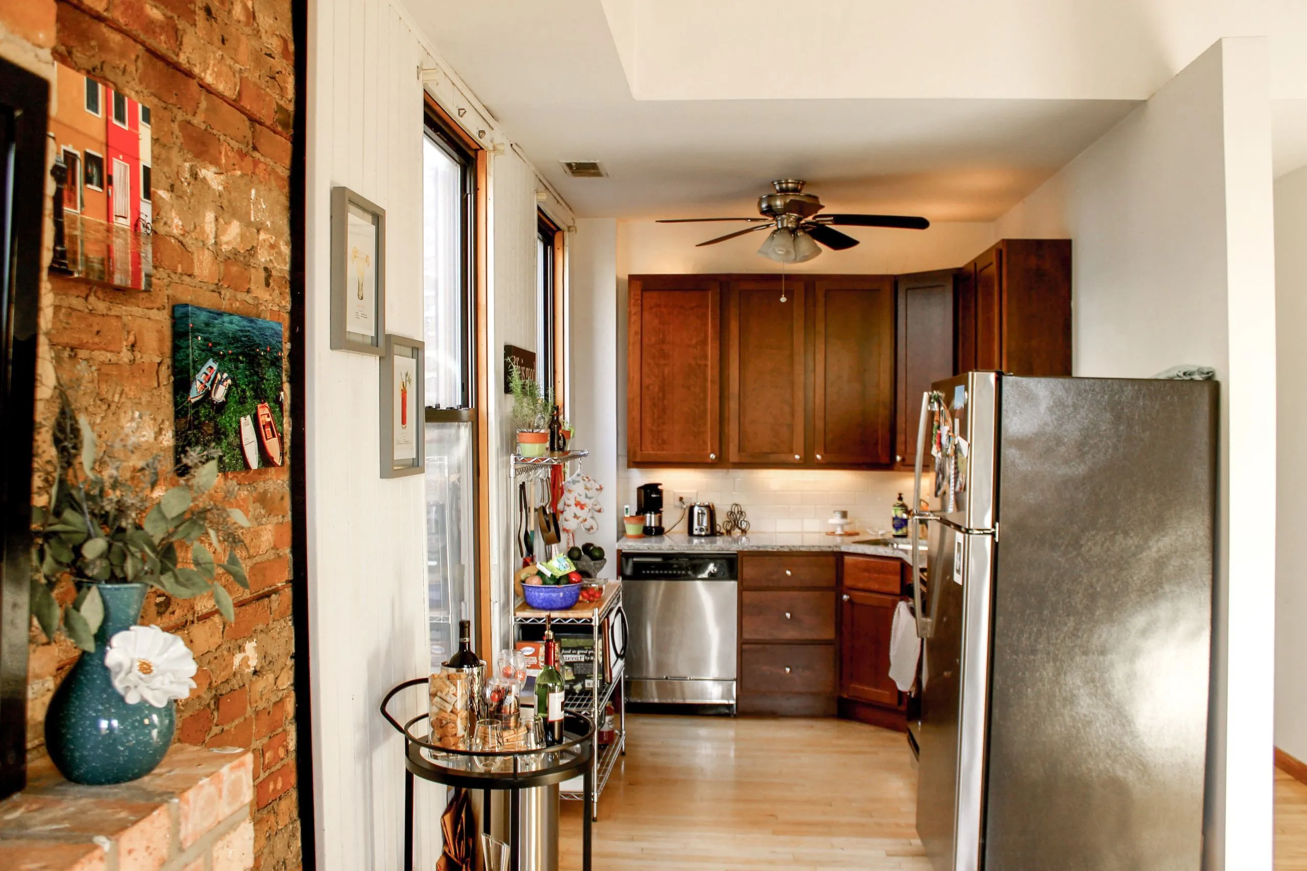 933 W FLETCHER ST 60657-unit#3F-Chicago-IL