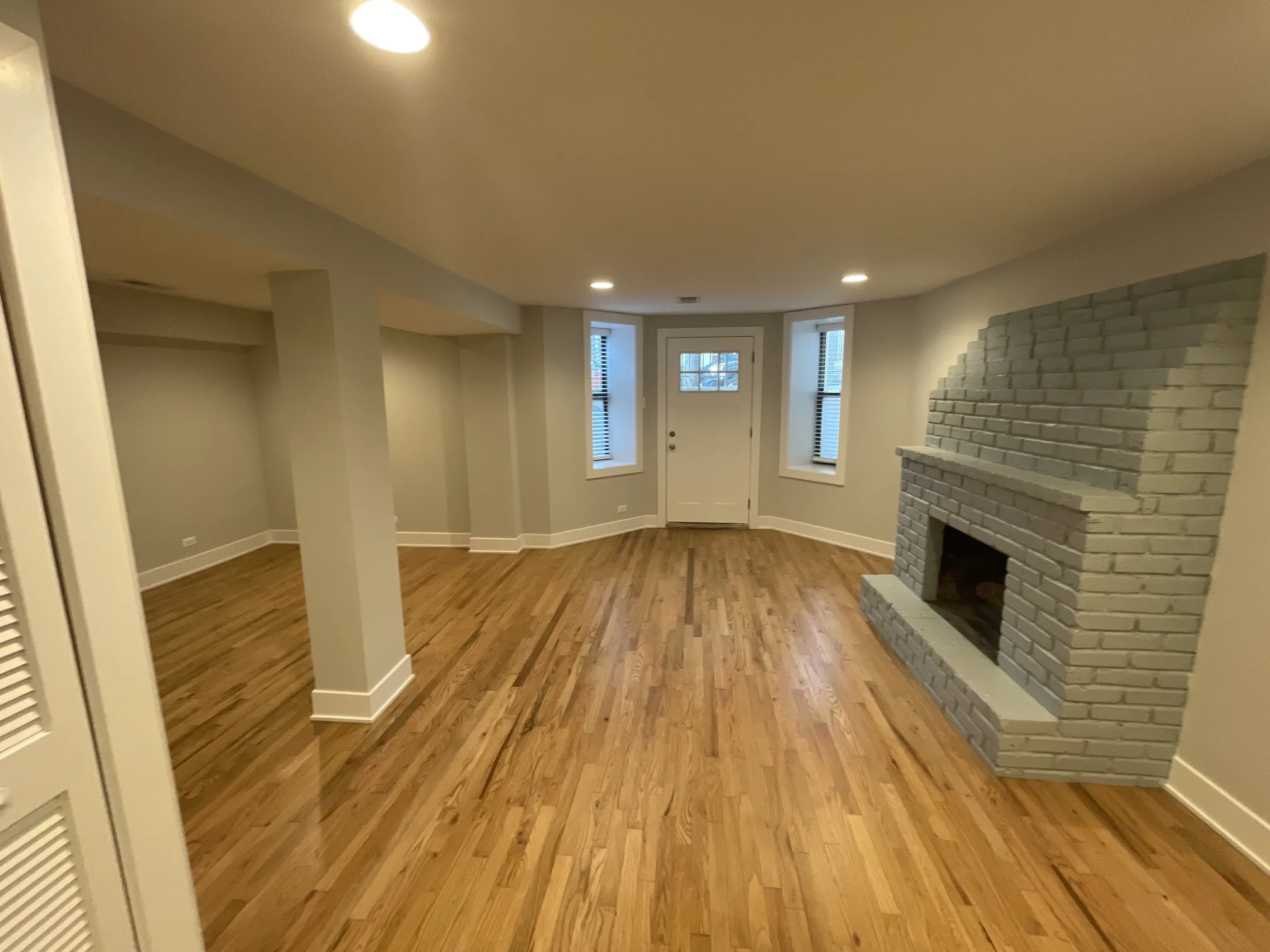 933 W FLETCHER ST 60657-unit#GF-Chicago-IL