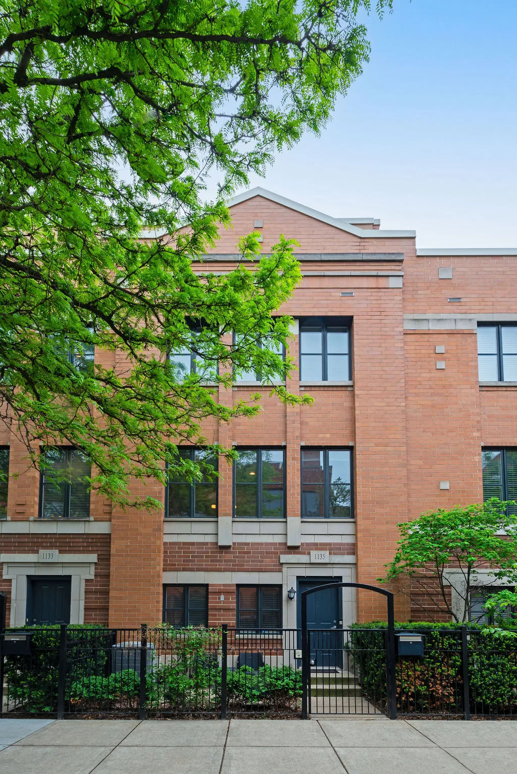 1135 W MONROE ST 60607-Chelsea Townhome-Chicago-IL