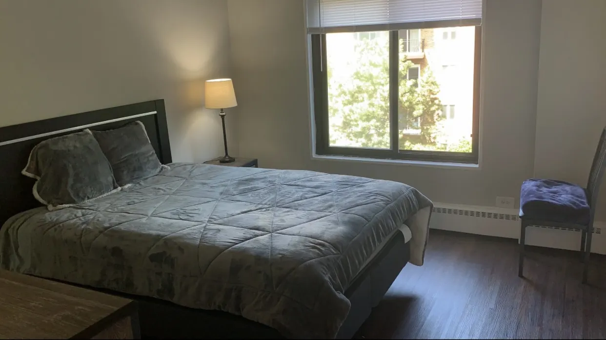 855  HINMAN AVE 60202-Main Station Apartments-unit#A302-Evanston-IL