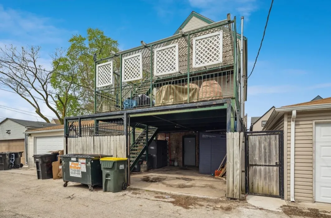 1741 N SPAULDING AVE 60647-Coach House-unit#2R-Chicago-IL