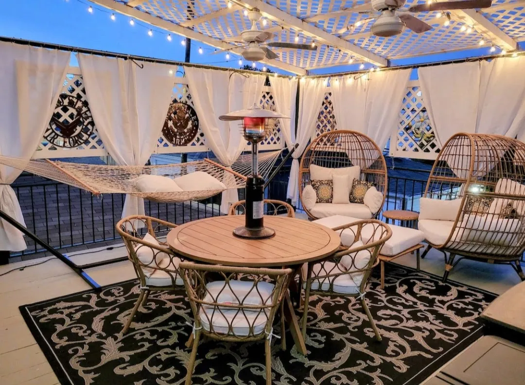 1741 N SPAULDING AVE 60647-Coach House-unit#2R-Chicago-IL