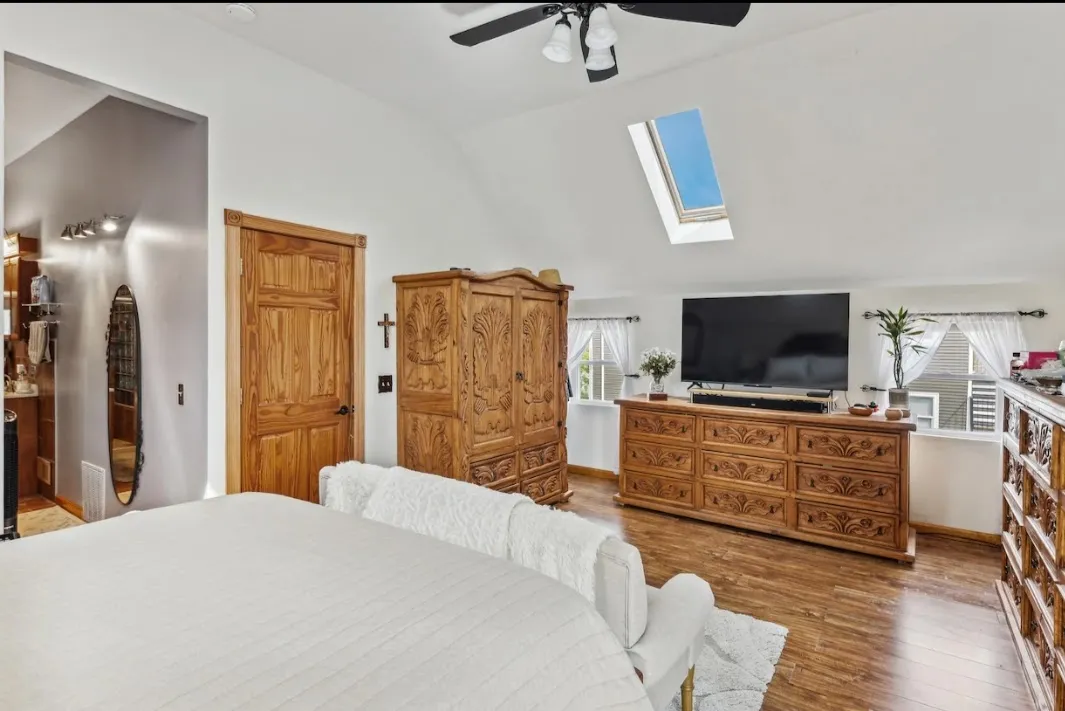 1741 N SPAULDING AVE 60647-Coach House-unit#2R-Chicago-IL