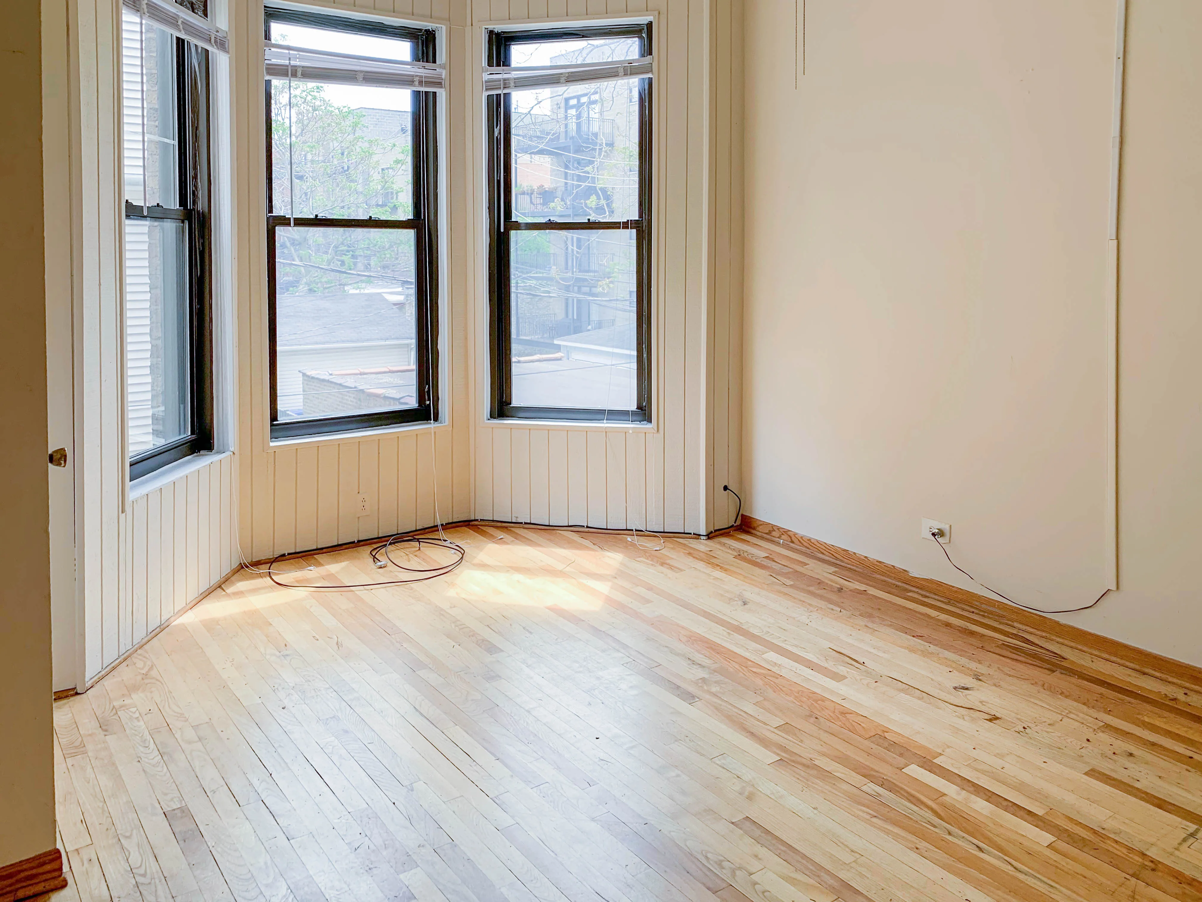 933 W FLETCHER ST 60657-unit#2R-Chicago-IL