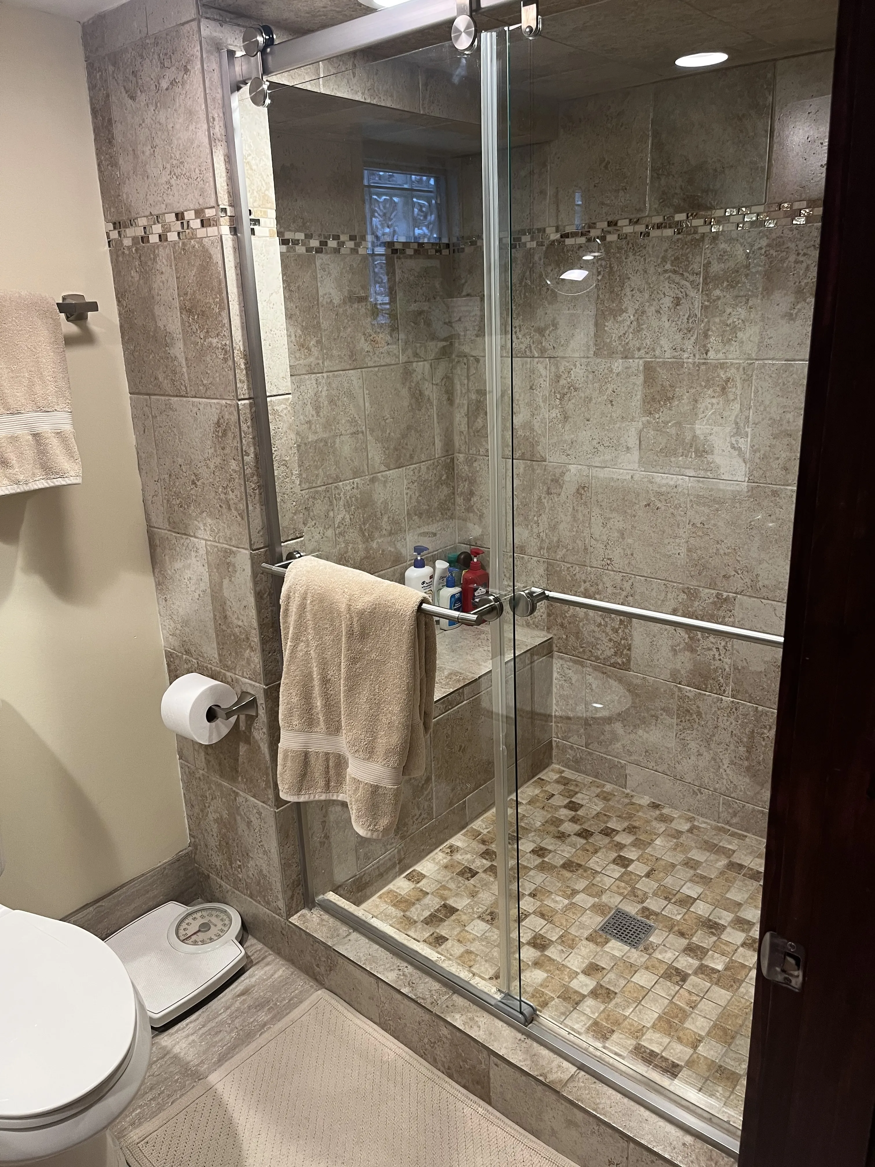 2200 W CULLOM AVE 60618-unit#1-Chicago-IL