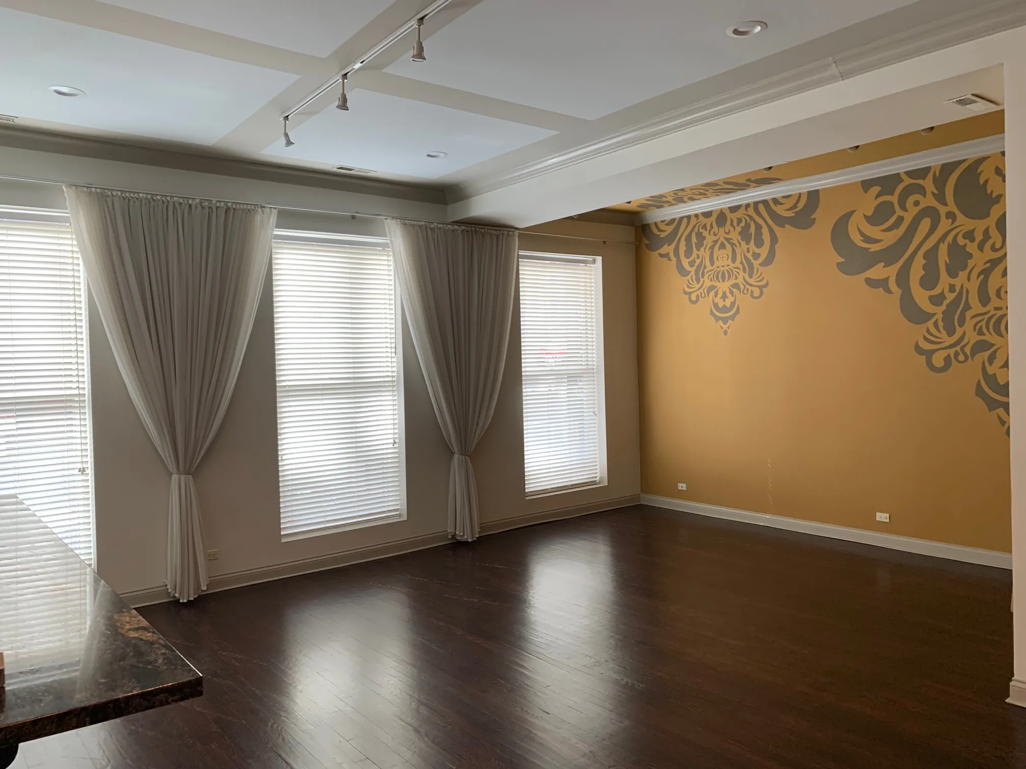 9 E HURON ST 60611-unit#1-Chicago-IL