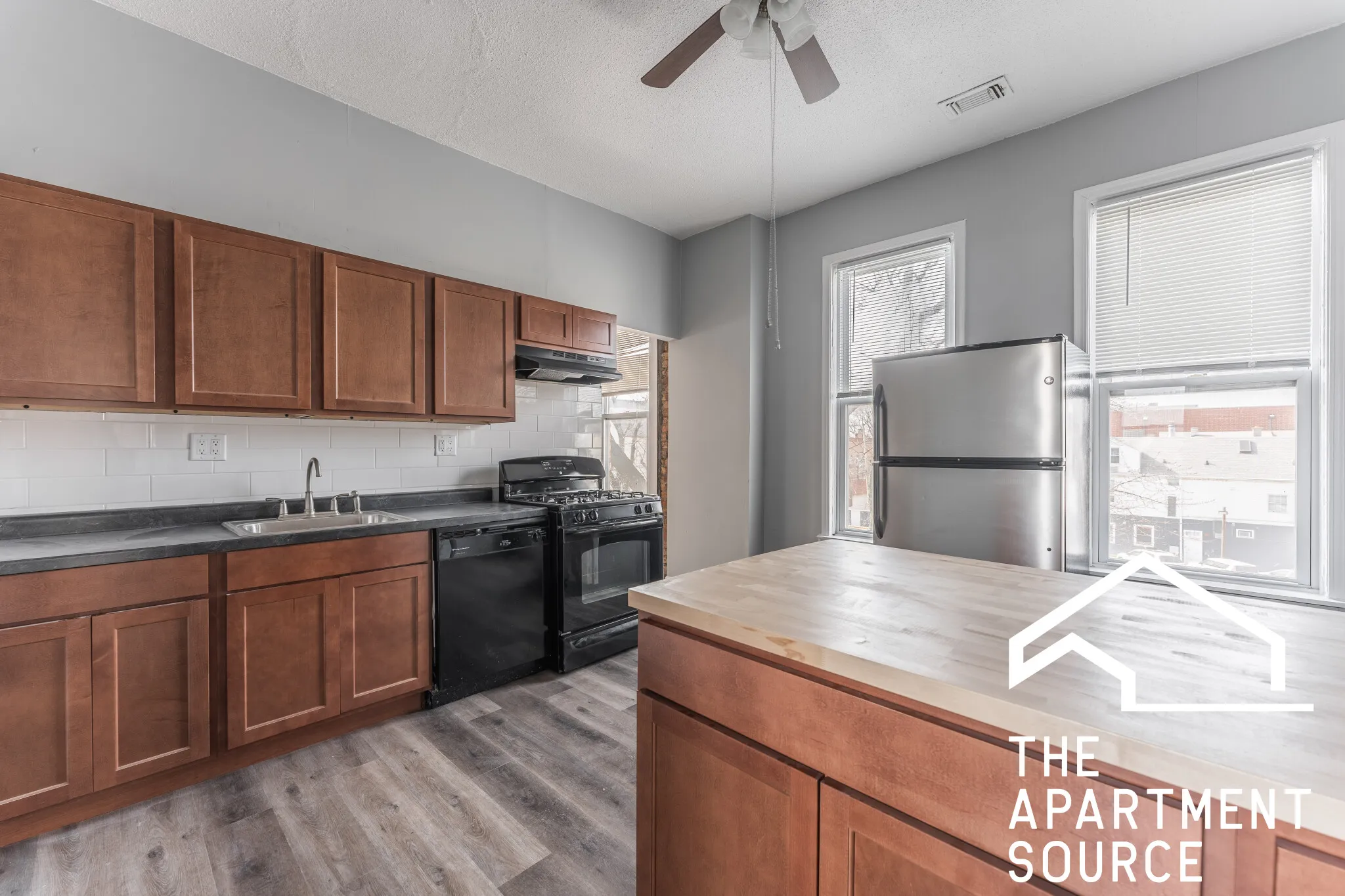 2057 W ROSCOE ST 60618-unit#3-Chicago-IL