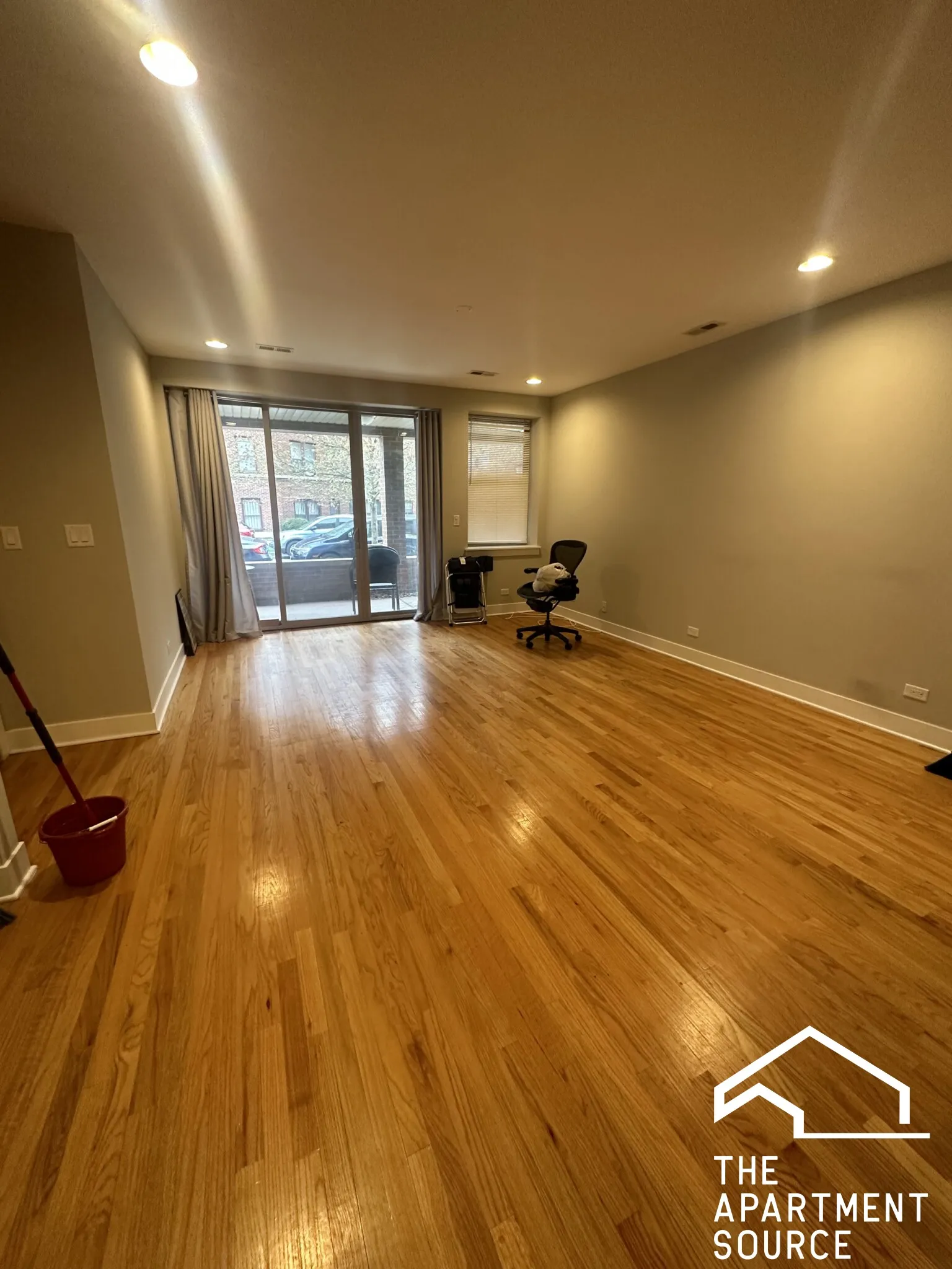 2510 N WLETTS CT 60647-unit#1S-Chicago-IL