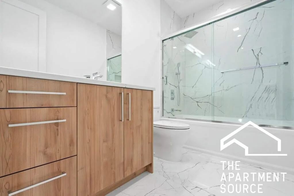 3008 W BELMONT AVE 60618-unit#2-Chicago-IL