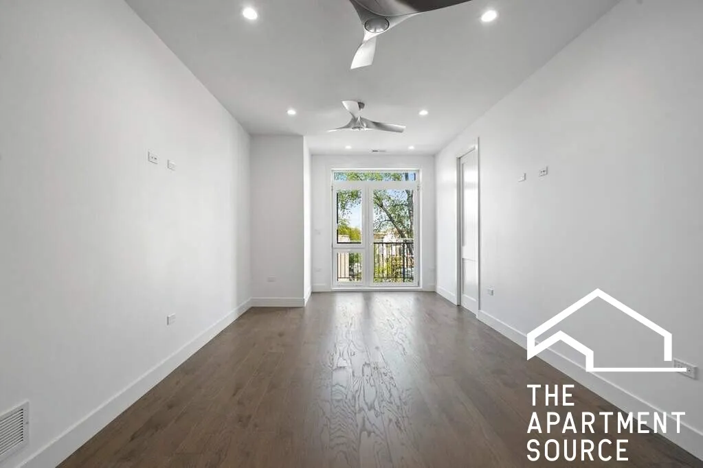 3008 W BELMONT AVE 60618-unit#2-Chicago-IL