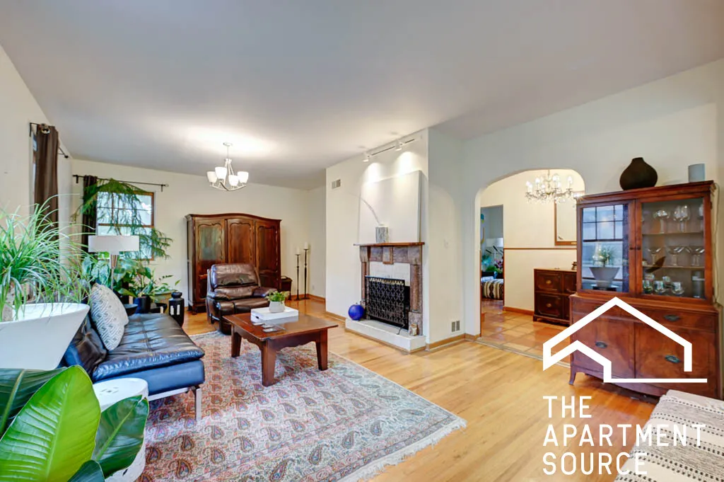 3732 N HARDING AVE 60618-unit#sfh-Chicago-IL
