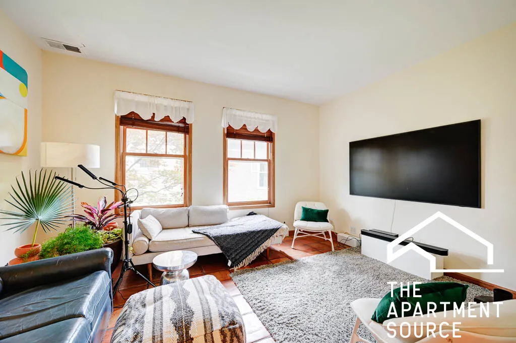 3732 N HARDING AVE 60618-unit#sfh-Chicago-IL