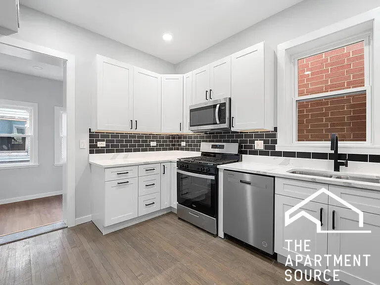1518 W MELROSE ST 60657-unit#2F-Chicago-IL