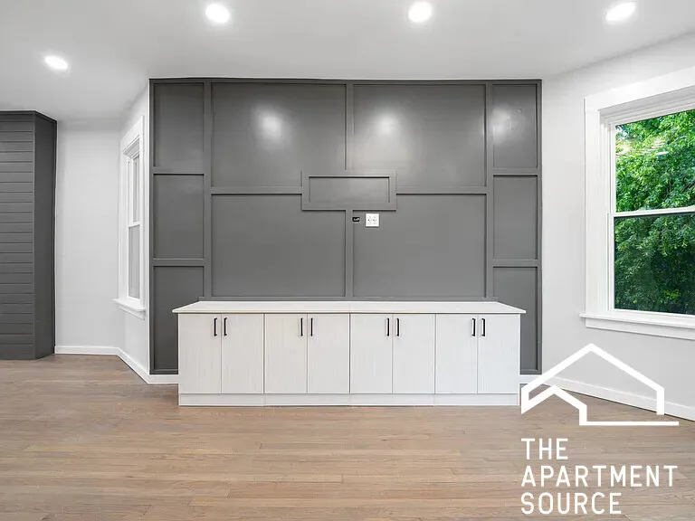 1518 W MELROSE ST 60657-unit#2F-Chicago-IL