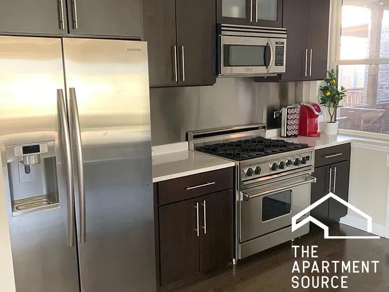 551 W BROMPTON AVE 60657-unit#3-Chicago-IL