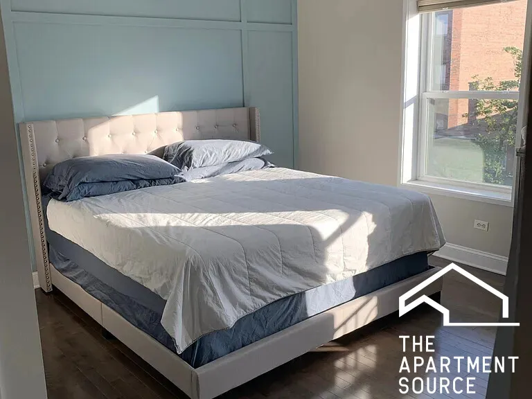 551 W BROMPTON AVE 60657-unit#3-Chicago-IL