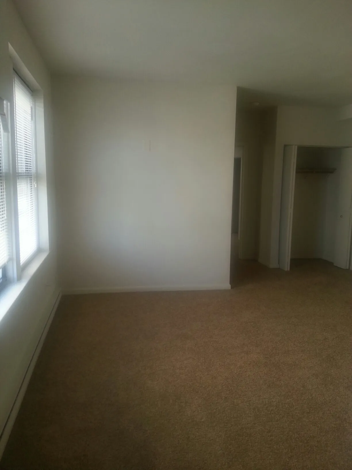 5726 N WINTHROP AVE 60660-unit#305-Chicago-IL