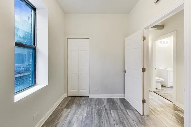 2213 W 23RD PL 60608-unit#3F-Chicago-IL