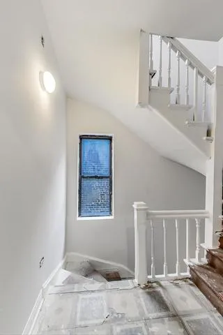 2213 W 23RD PL 60608-unit#3F-Chicago-IL