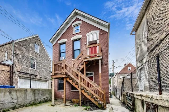 2213 W 23RD PL 60608-unit#3F-Chicago-IL