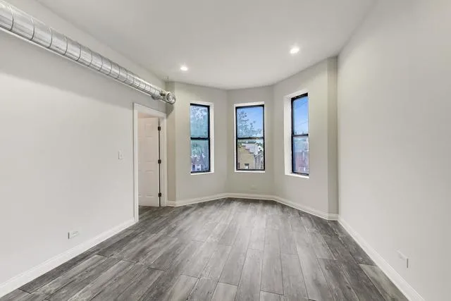 2213 W 23RD PL 60608-unit#3F-Chicago-IL