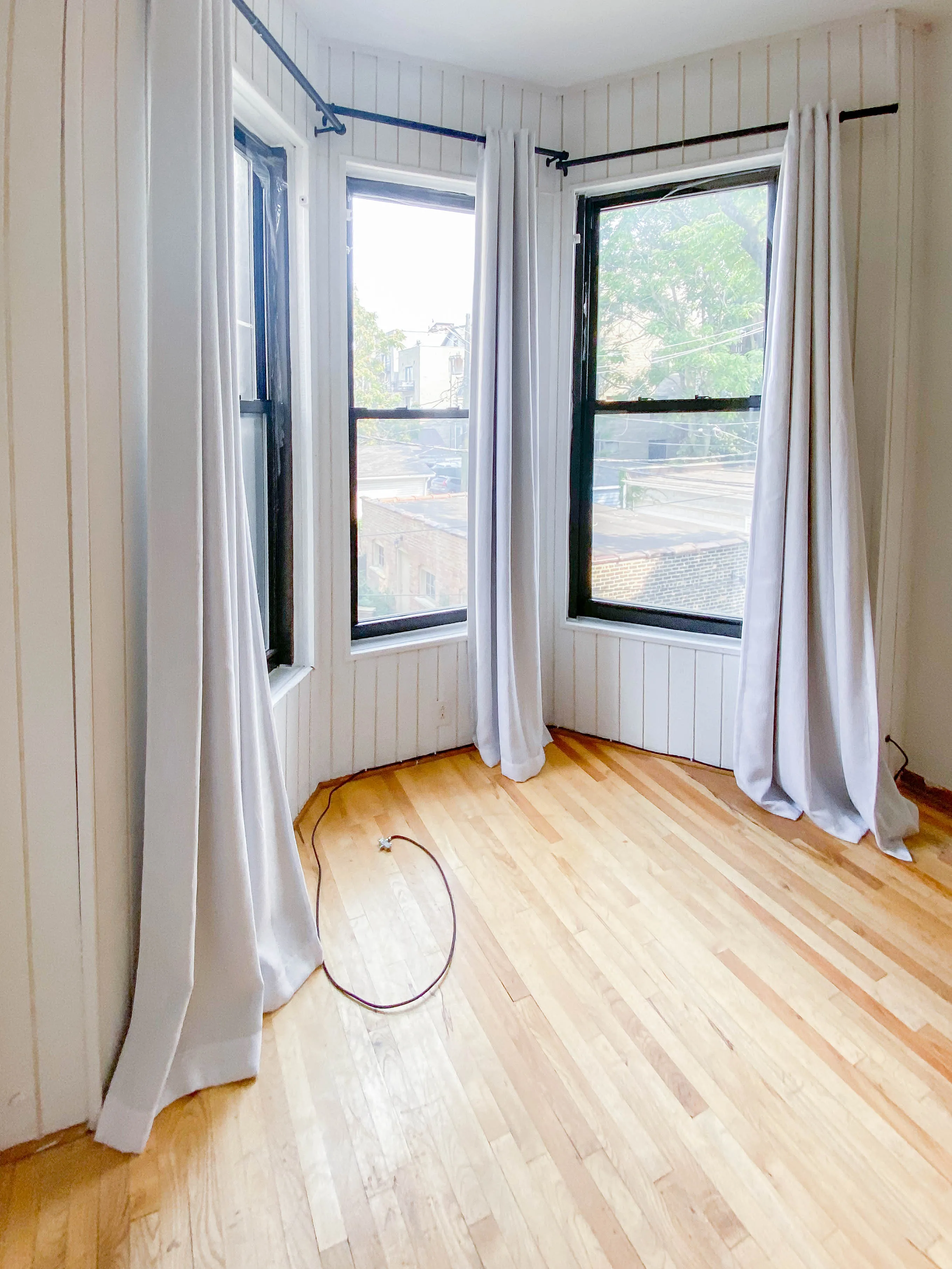 933 W FLETCHER ST 60657-unit#2R-Chicago-IL