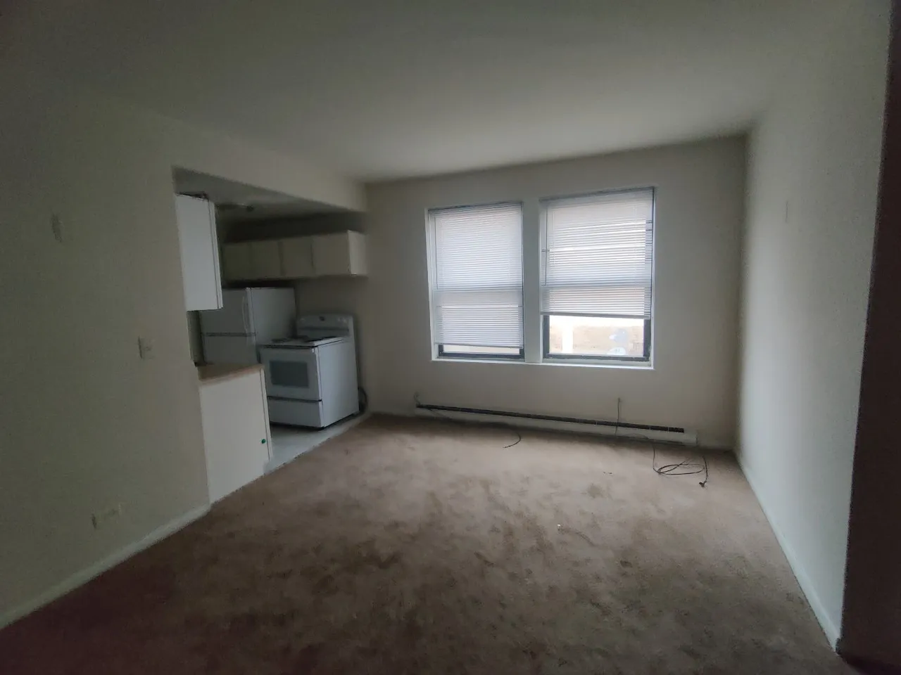 5726 N WINTHROP AVE 60660-unit#305-Chicago-IL