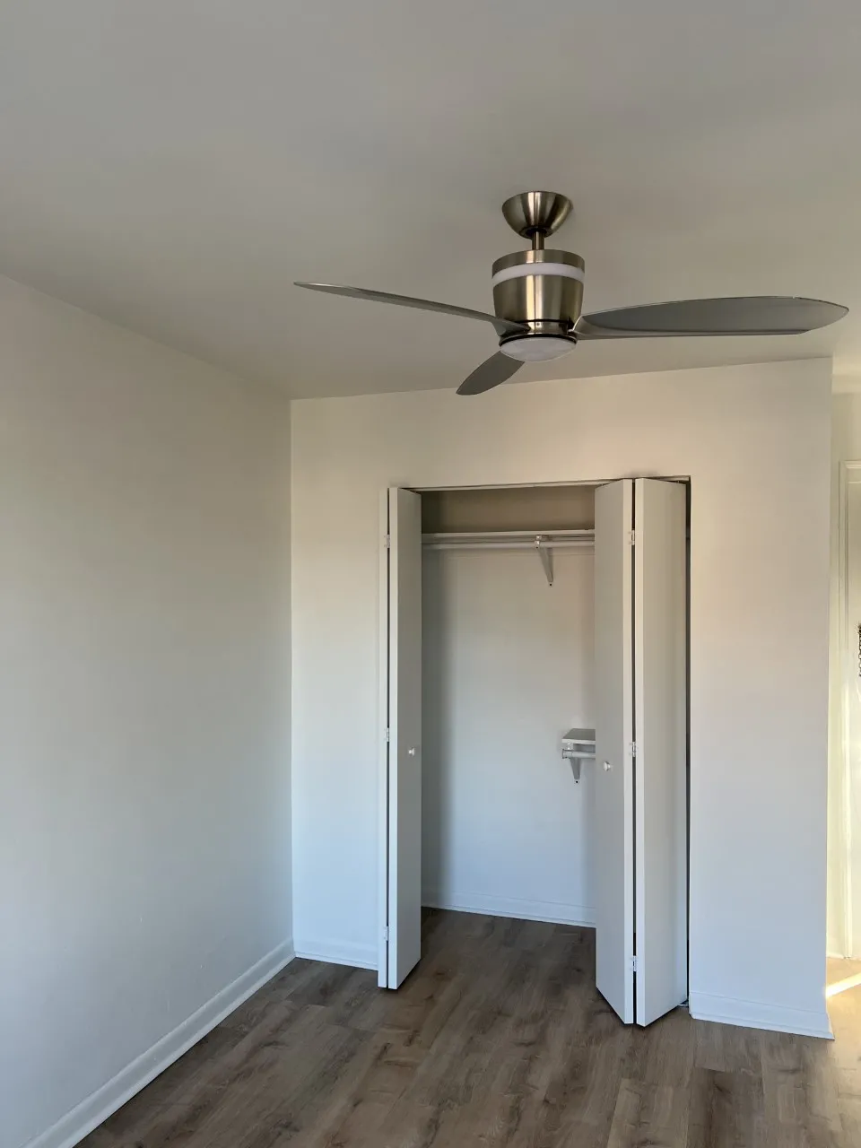 641 W ALDINE AVE 60657-unit#A-704-Chicago-IL