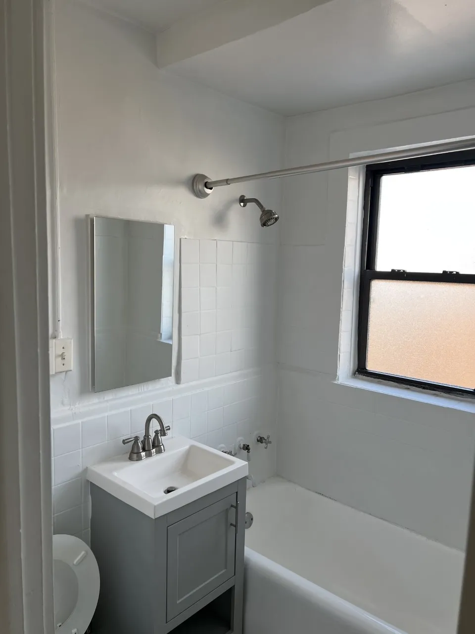 641 W ALDINE AVE 60657-unit#A-704-Chicago-IL