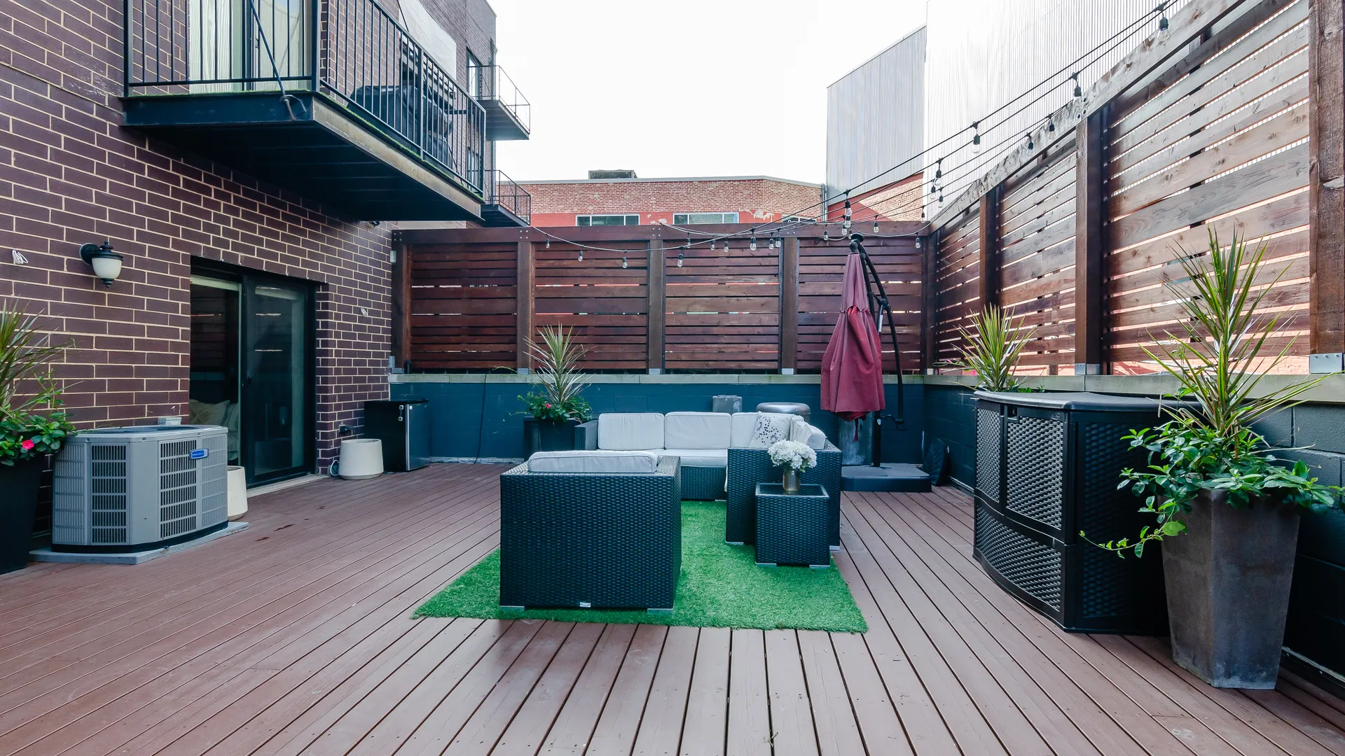 1014 N LARRABEE ST 60610-unit#1S-Chicago-IL