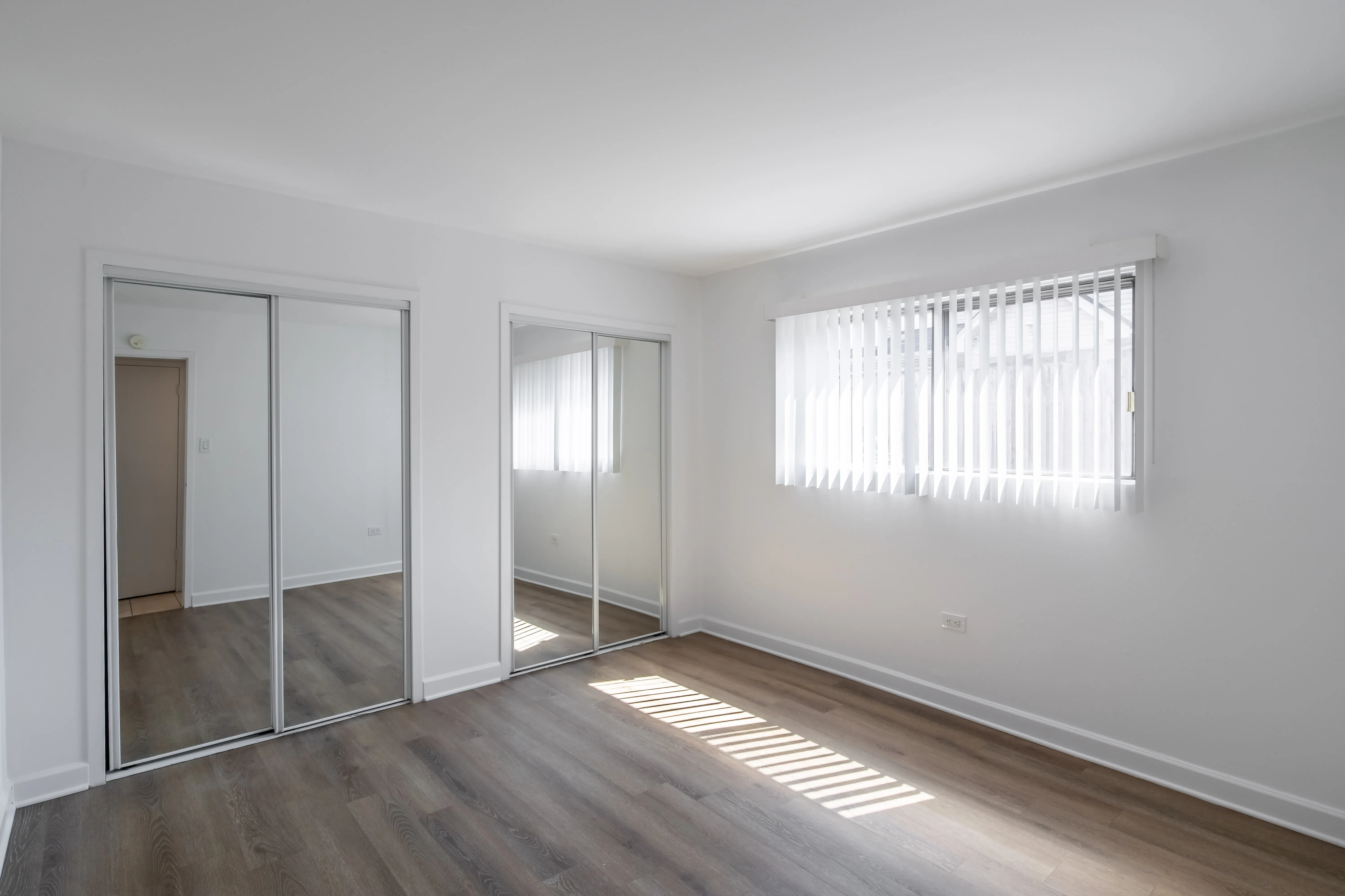 150 E LAKE ST 60126-unit#12B-Elmhurst-IL