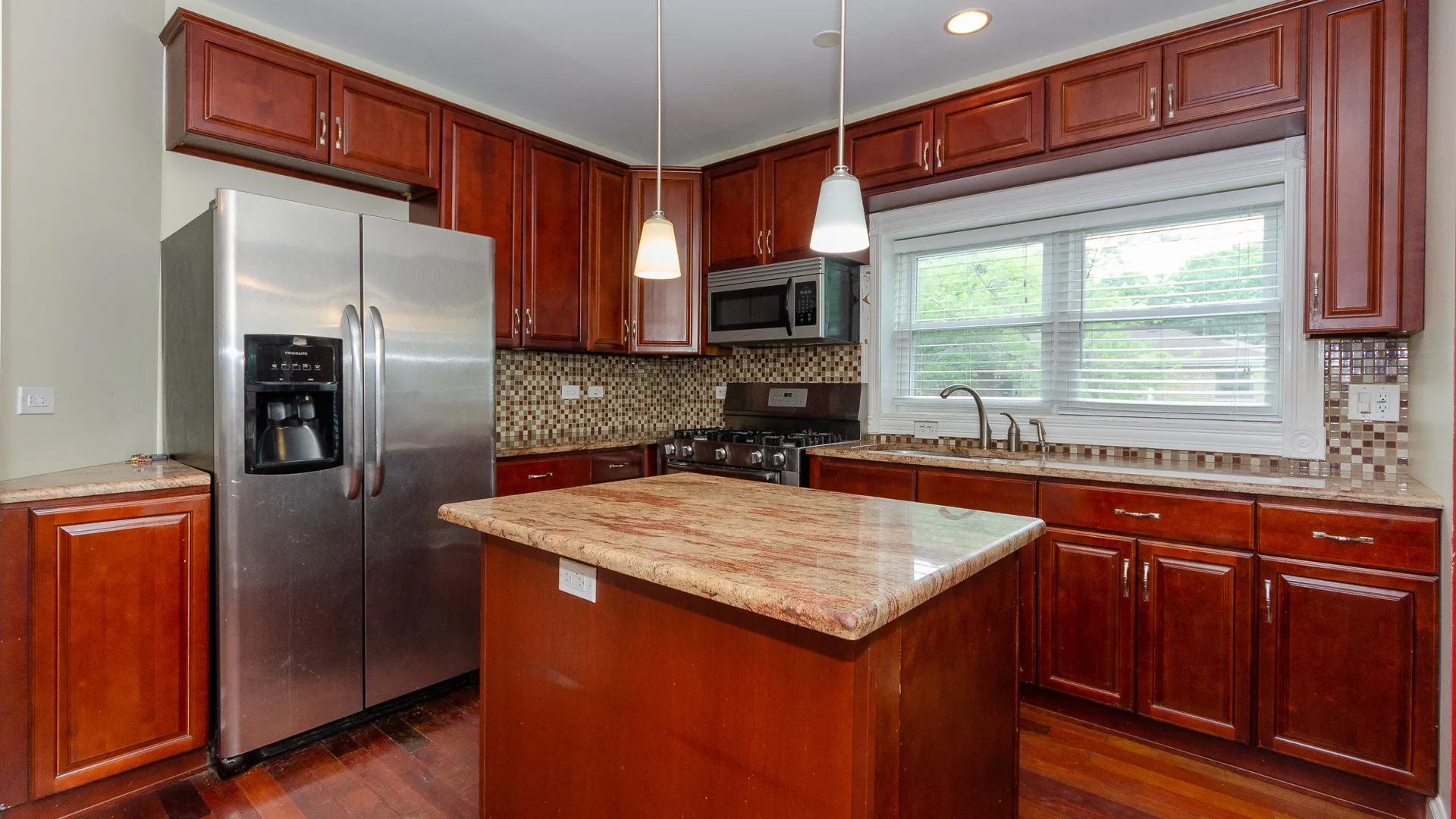 4953 N BERNARD ST 60625-Chicago-IL