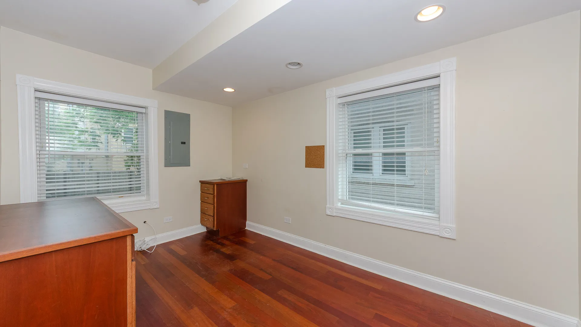 4953 N BERNARD ST 60625-Chicago-IL