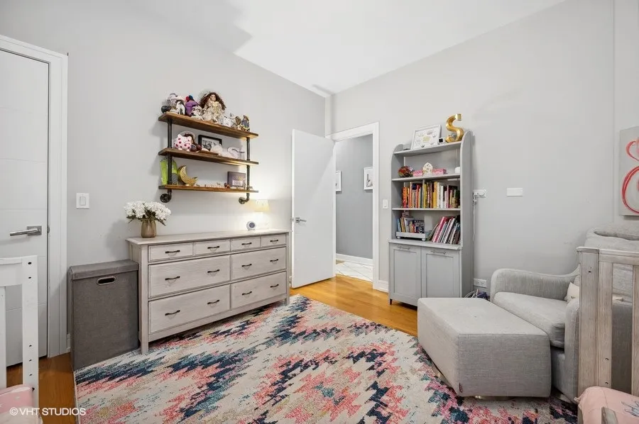 1014 N LARRABEE ST 60610-unit#1S-Chicago-IL