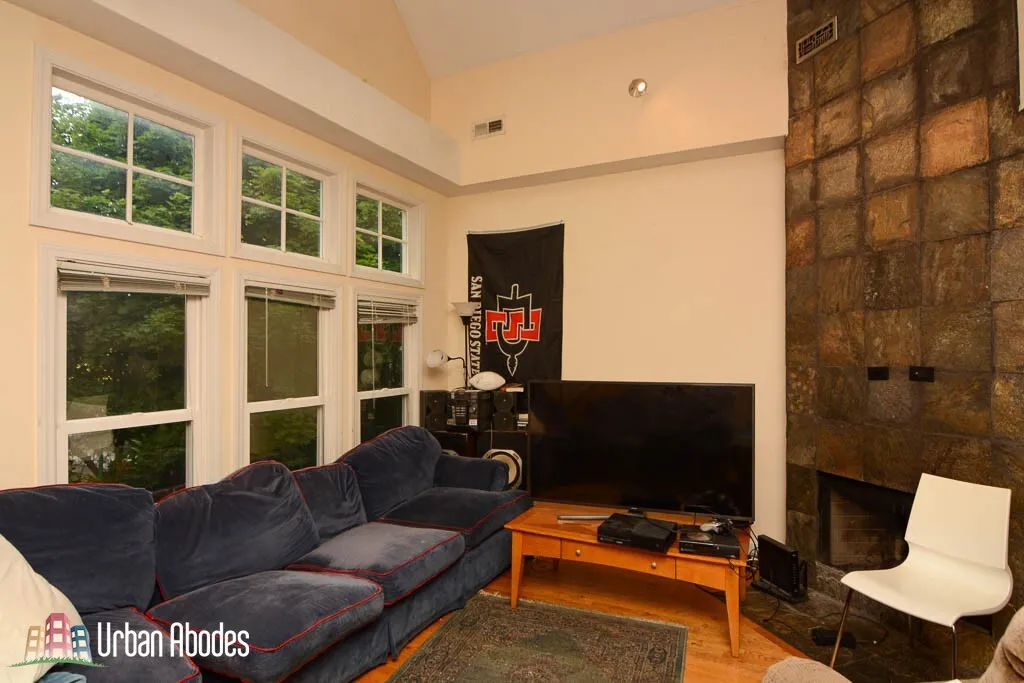 1719 W BARRY AVE 60657-unit#FB-2-Chicago-IL