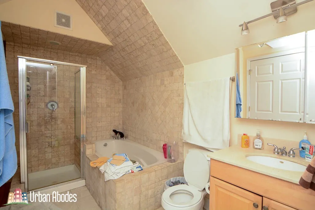 1719 W BARRY AVE 60657-unit#FB-2-Chicago-IL