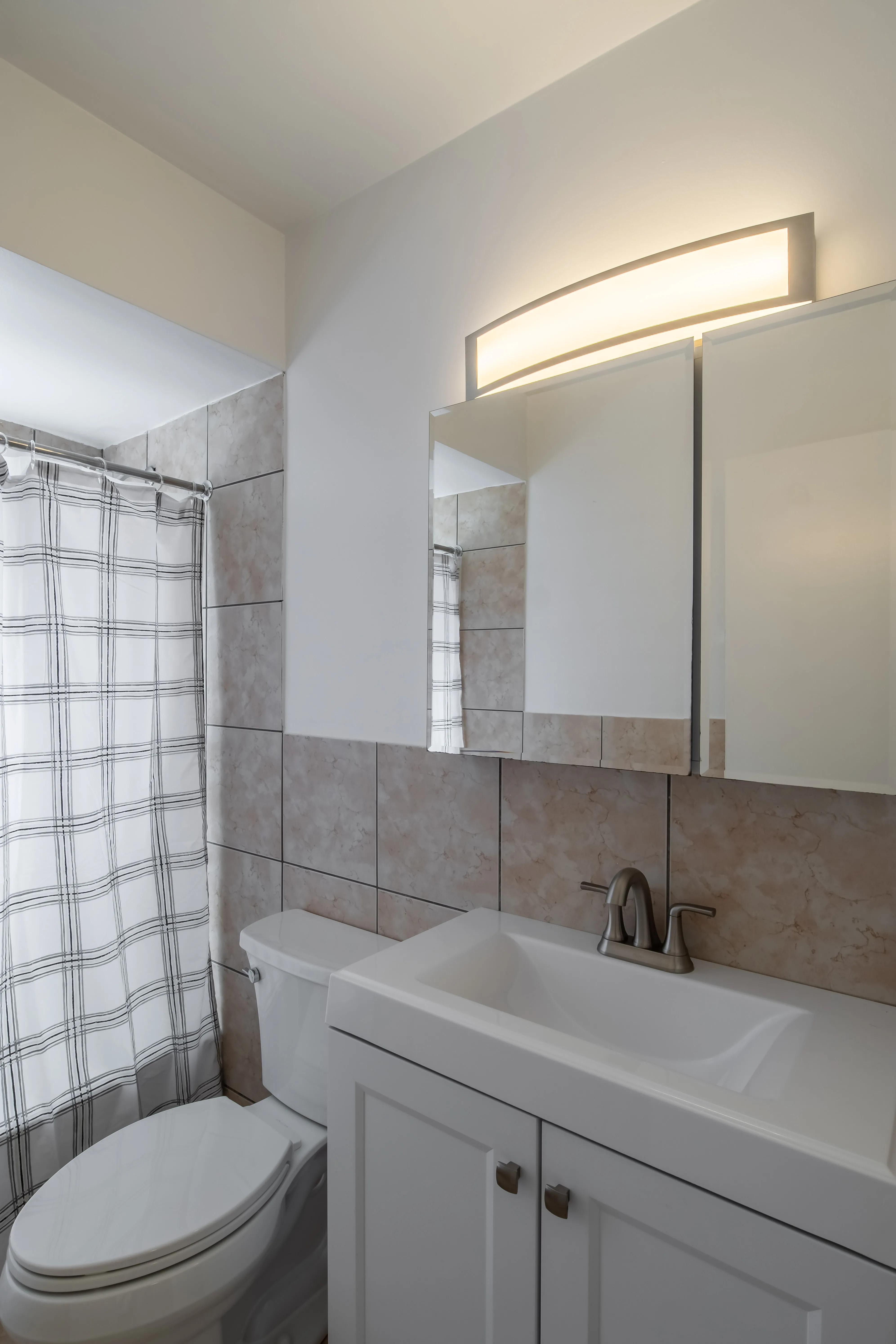 150 E LAKE ST 60126-unit#12B-Elmhurst-IL