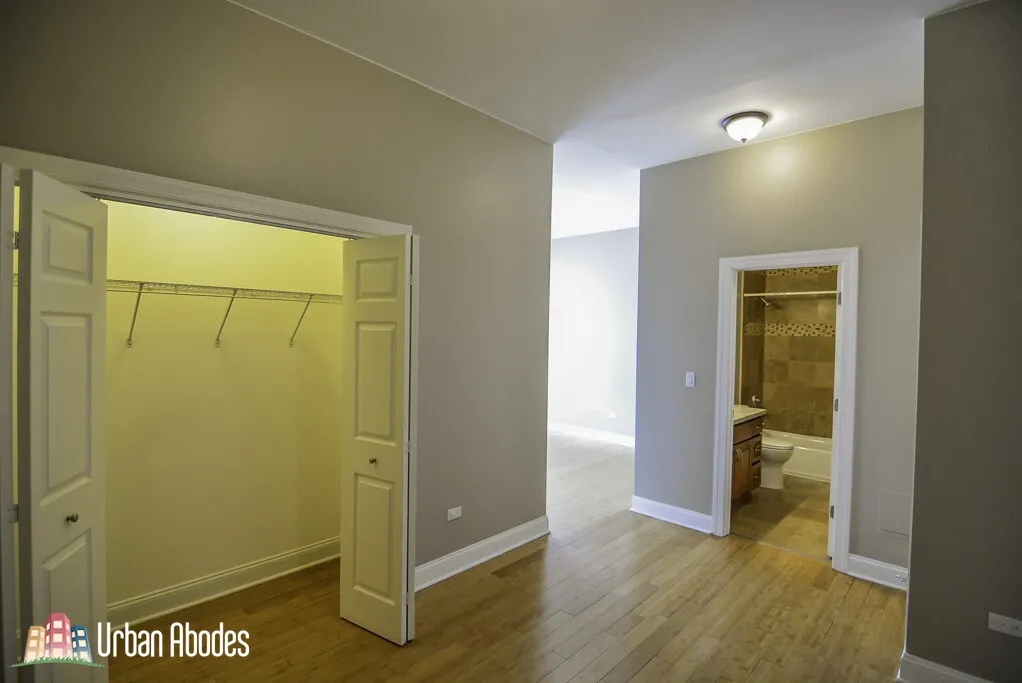 4006 N KBOURN AVE 60641-unit#A4-Chicago-IL