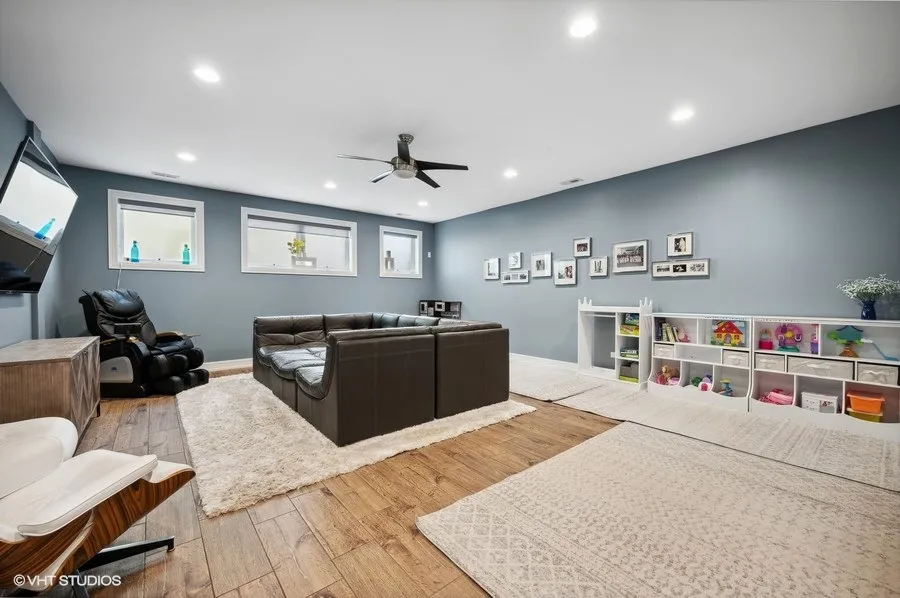 1014 N LARRABEE ST 60610-unit#1S-Chicago-IL