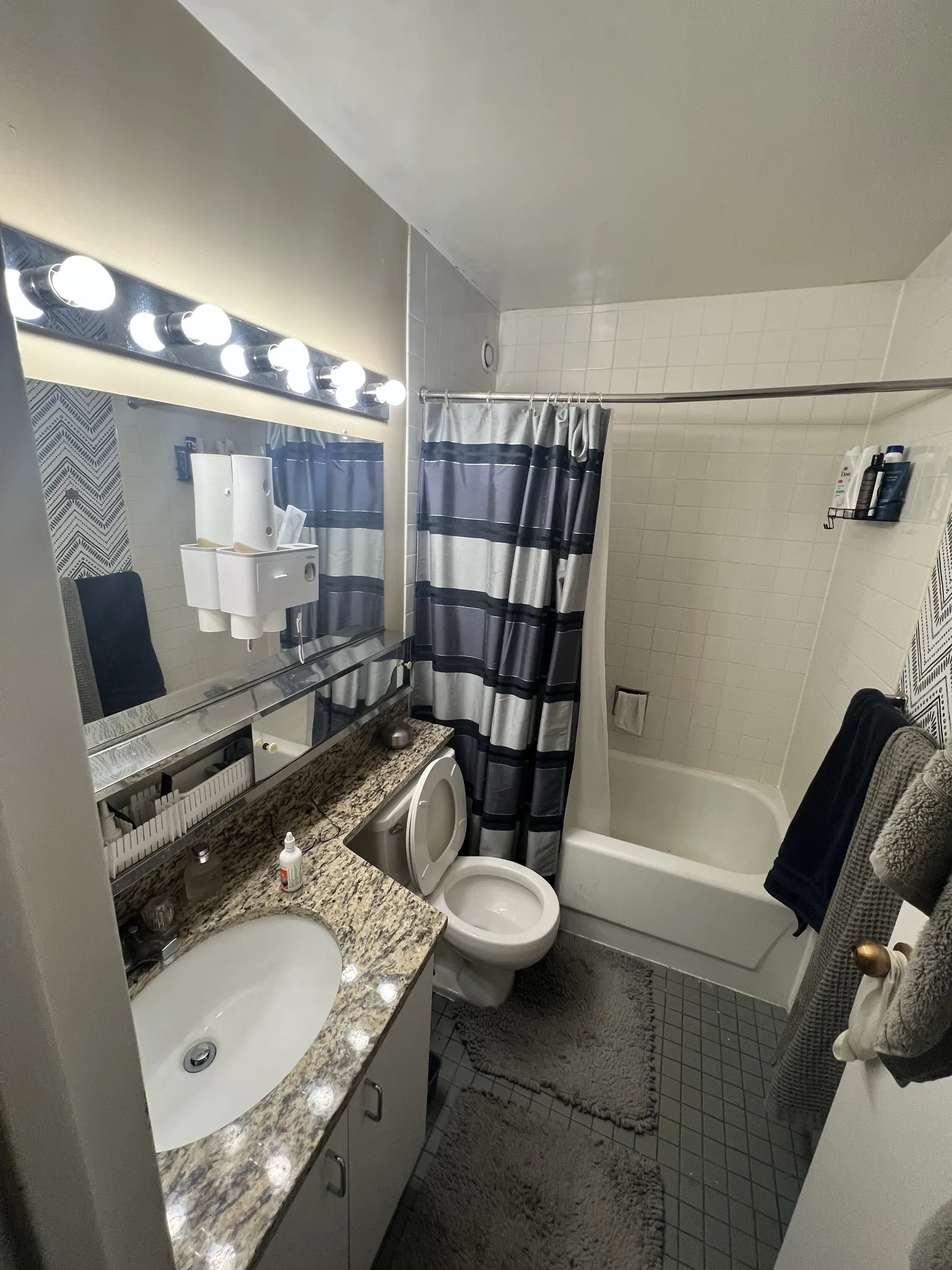 211 E OHIO ST 60611-Grand Ohio-unit#525-Chicago-IL