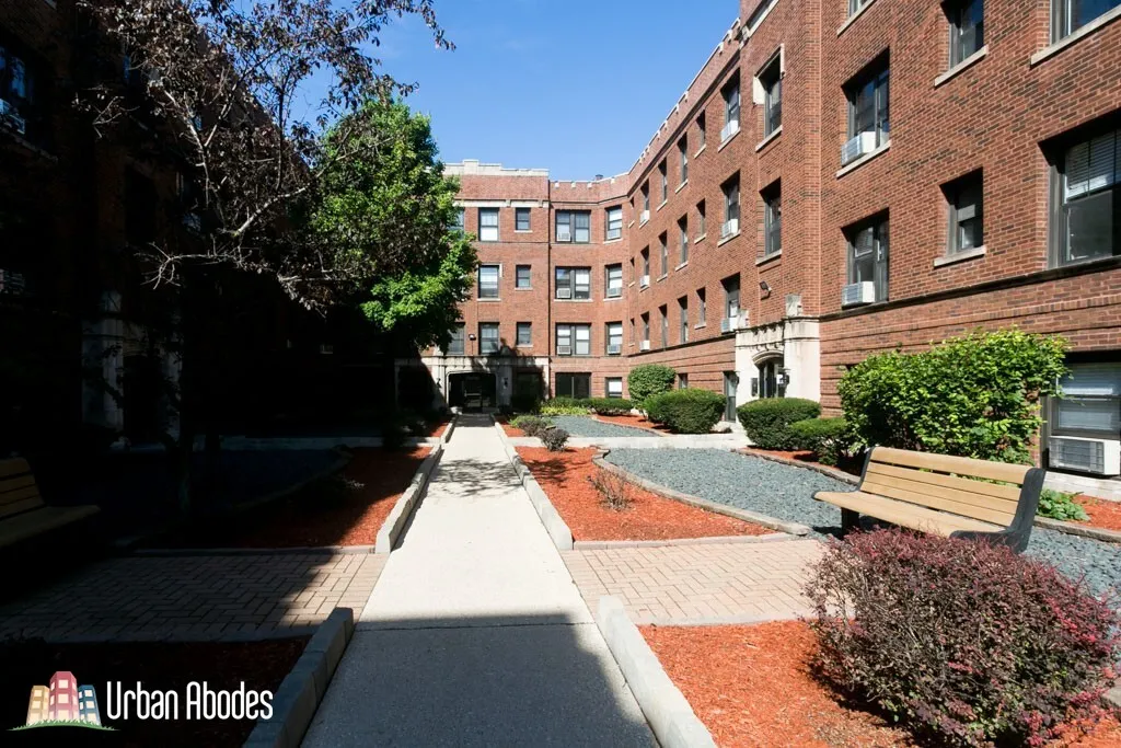 2906 N MDRED AVE 60657-unit#N2-Chicago-IL