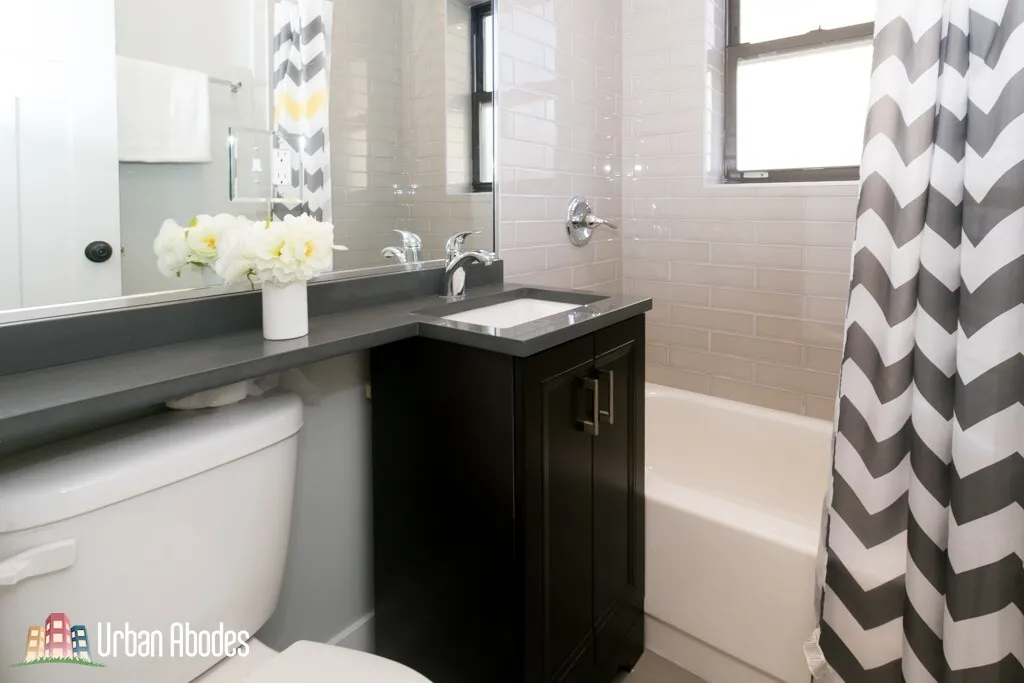 2906 N MDRED AVE 60657-unit#N2-Chicago-IL