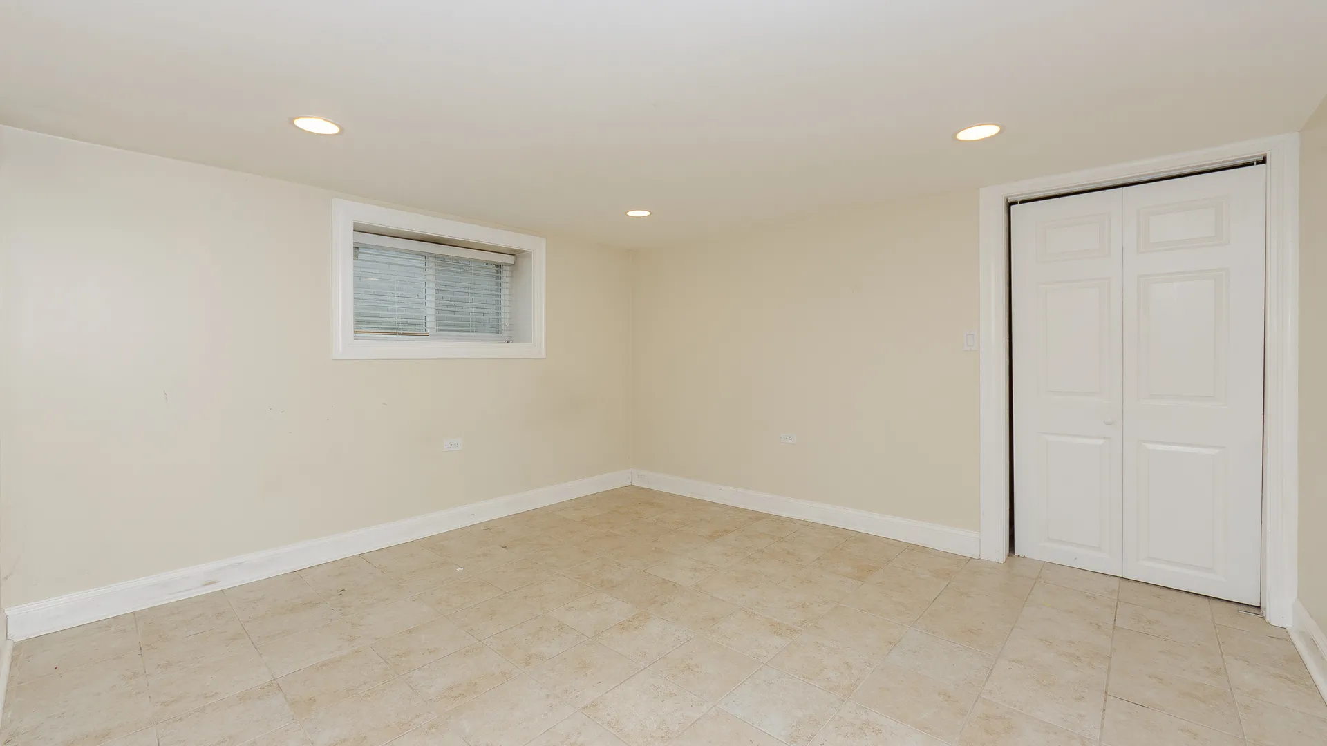 4953 N BERNARD ST 60625-Chicago-IL