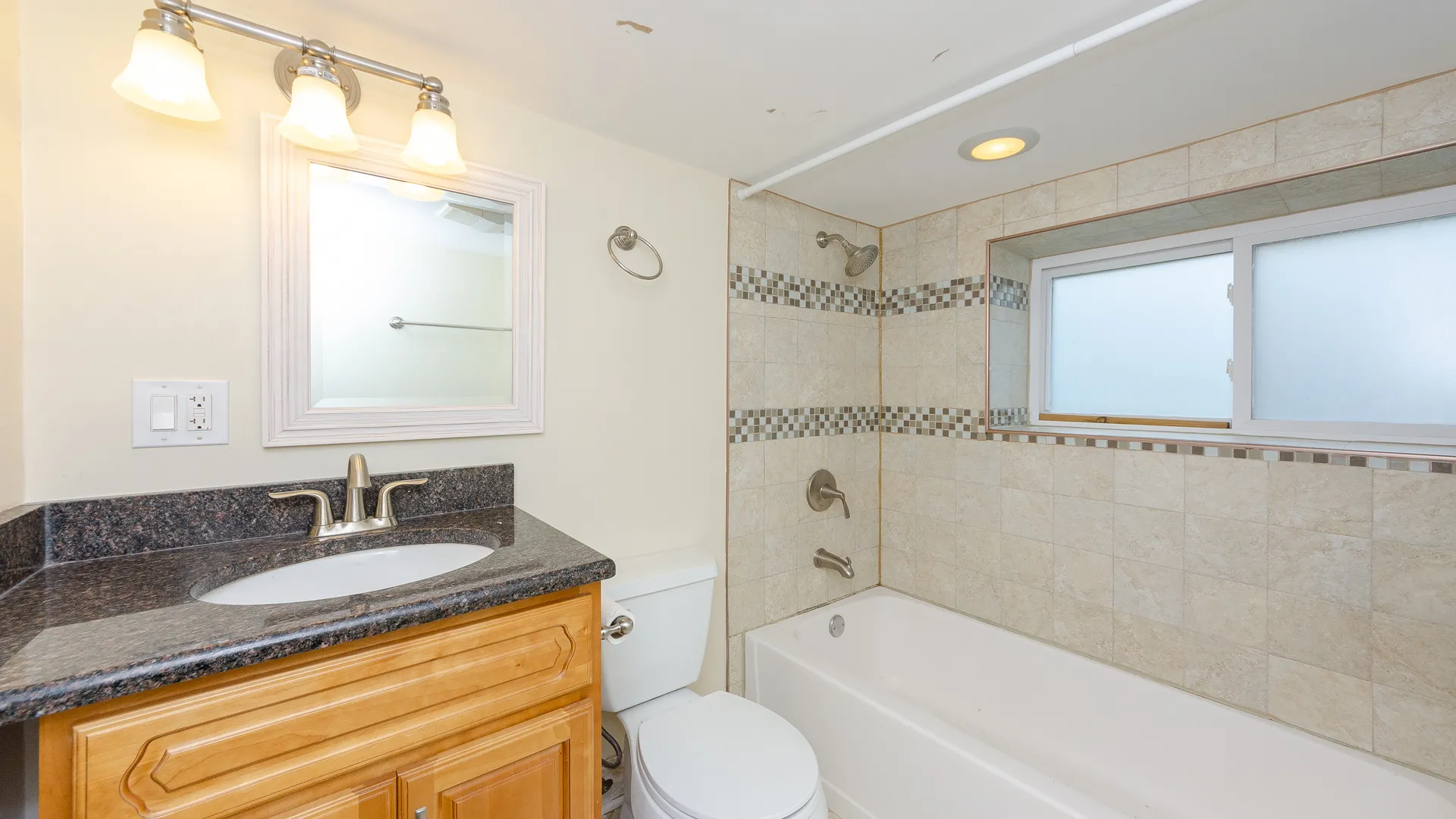 4953 N BERNARD ST 60625-Chicago-IL