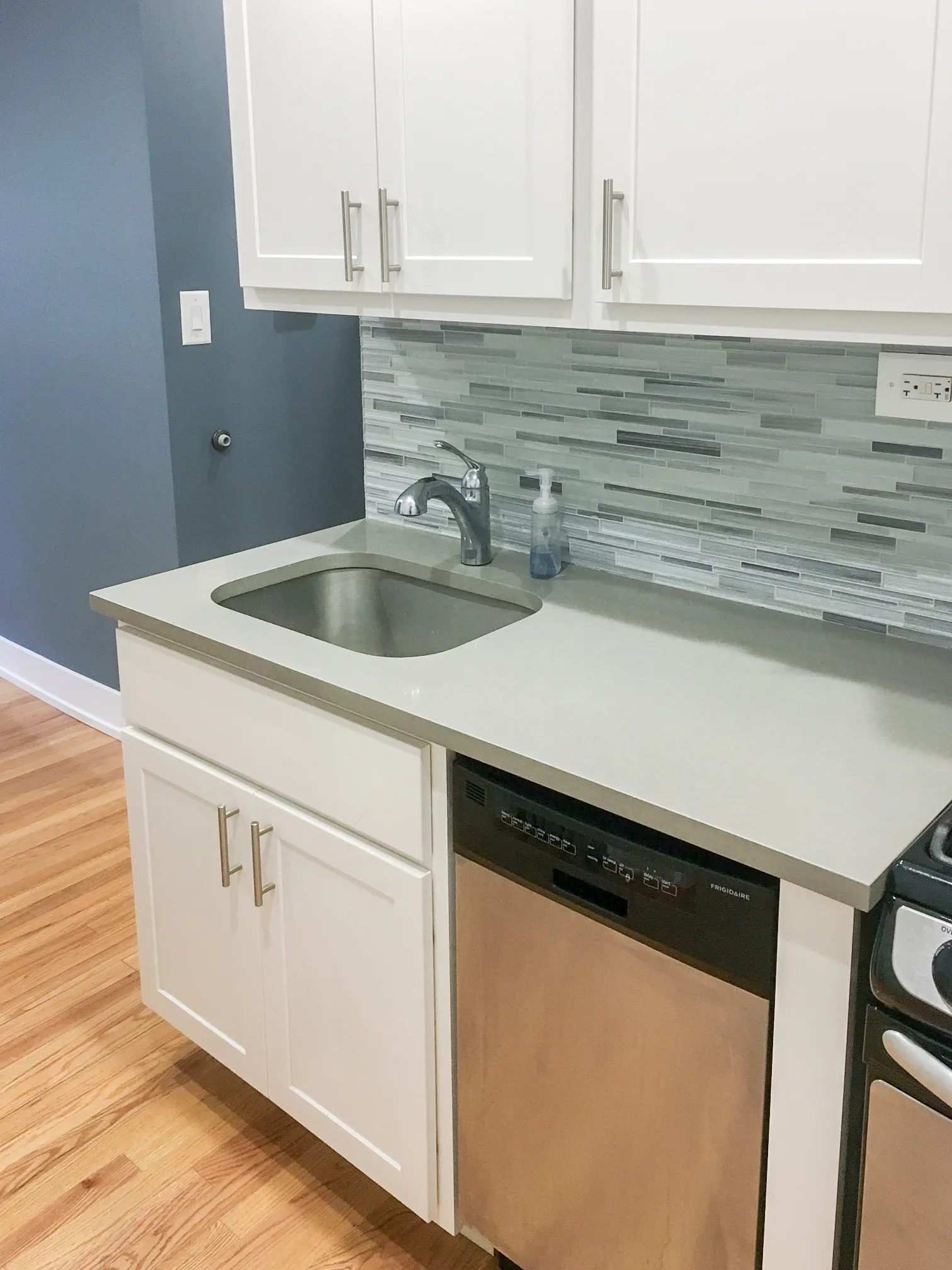 516 W CORNELIA AVE 60657-unit#107-Chicago-IL