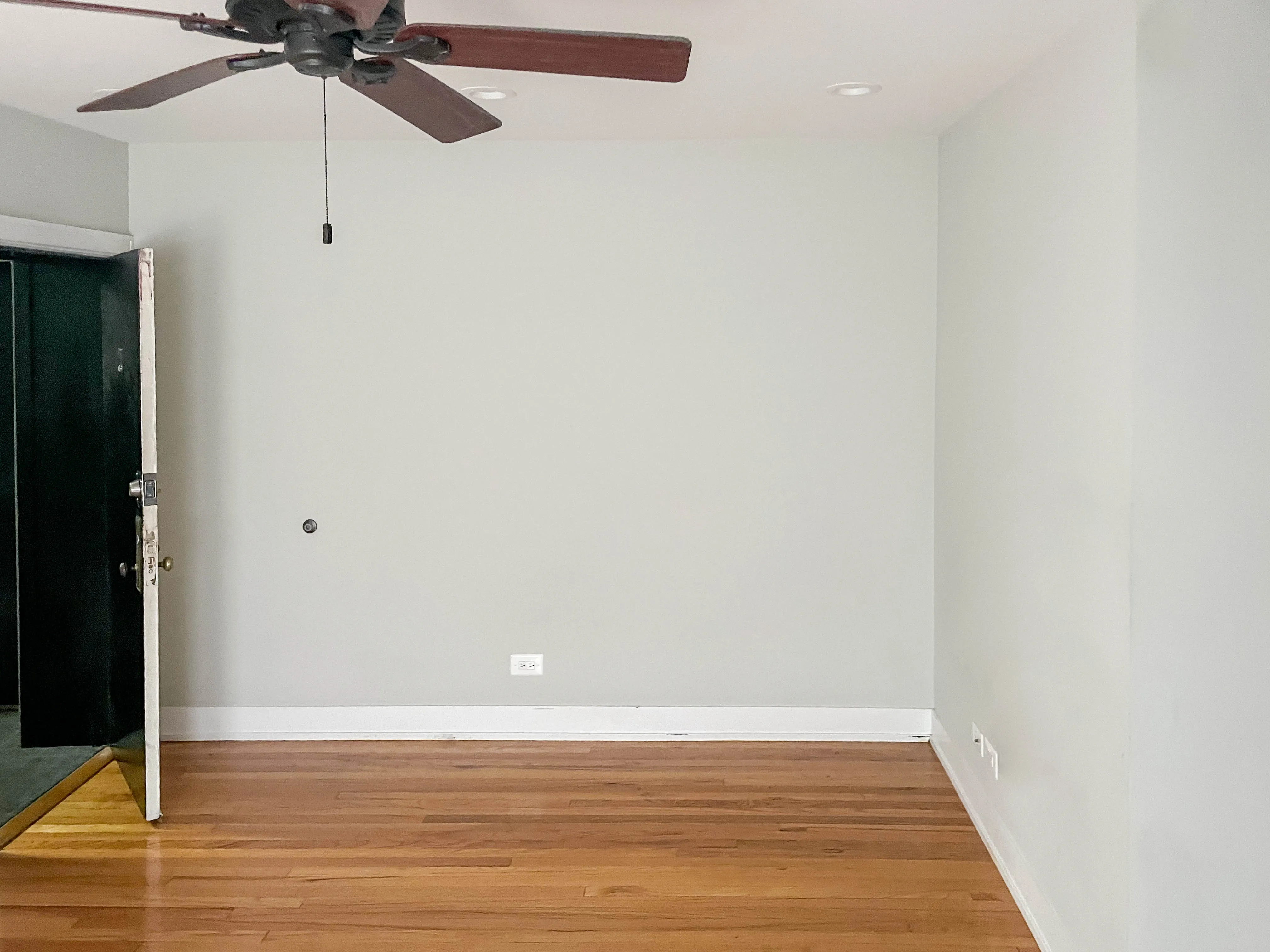 516 W CORNELIA AVE 60657-unit#107-Chicago-IL