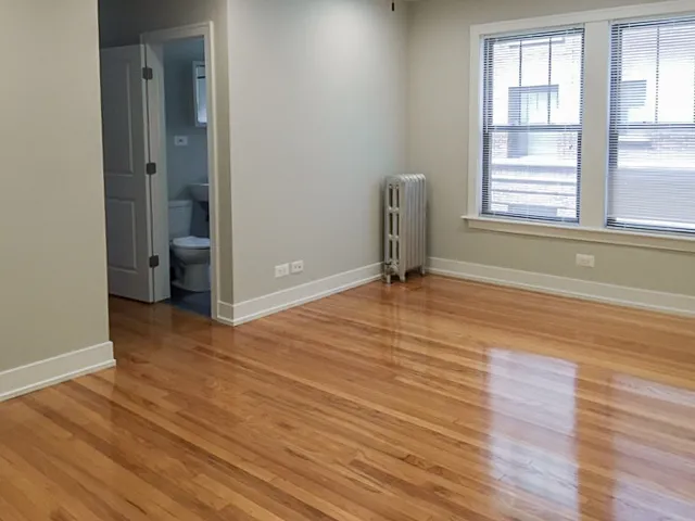 516 W CORNELIA AVE 60657-unit#107-Chicago-IL